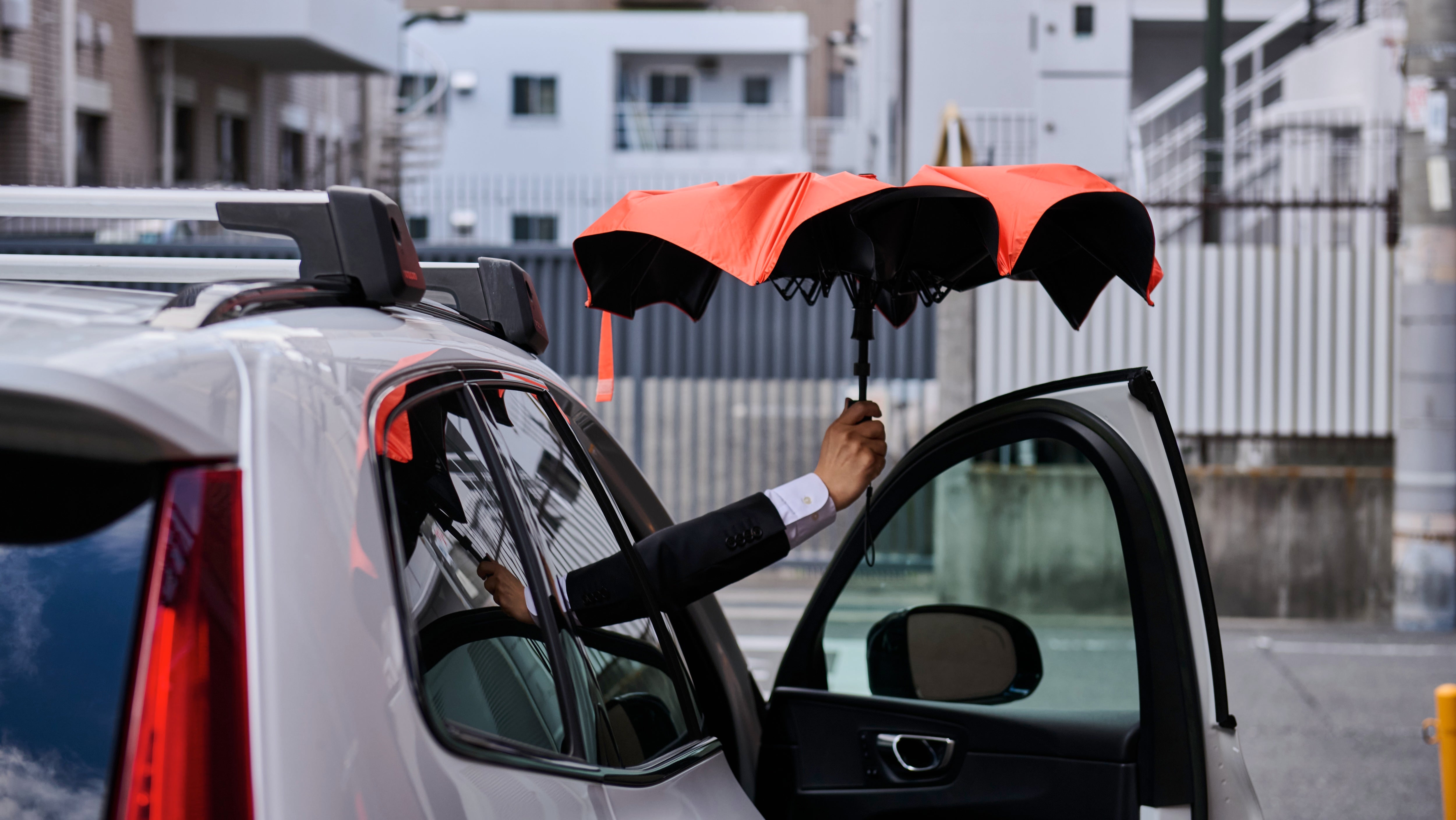 電動傘CAN – Electric Umbrella CAN